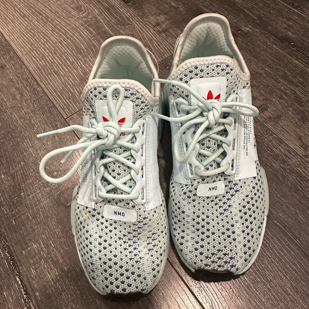 Adidas NMD_R1 V2 Men’s Sneakers